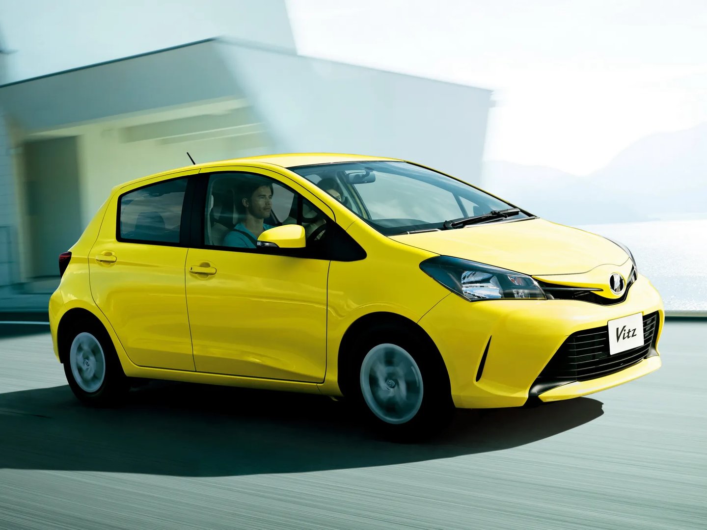 Toyota_Vitz_3_generation_restyling__Mini_5-doors__11.jpg