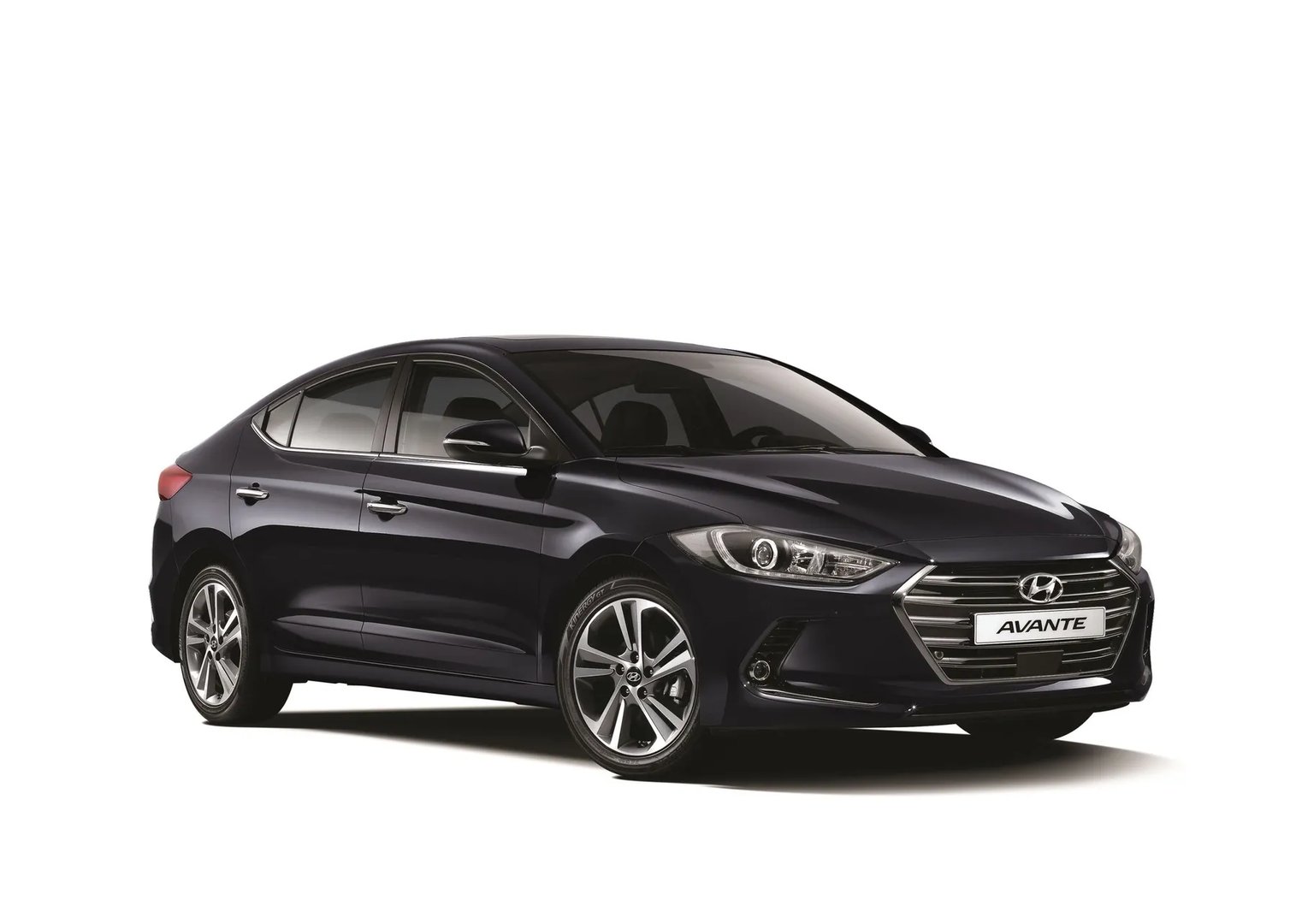 Hyundai_Avante_6_generation__Sedan__2.jpg