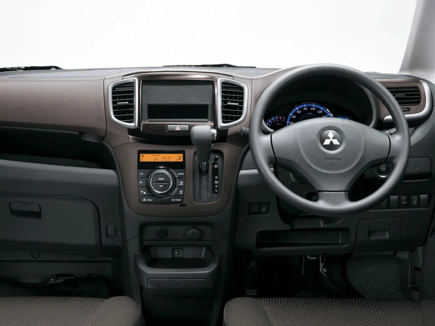 Mitsubishi_Delica_D:2_1_generation__Compact_Van__3.jpg