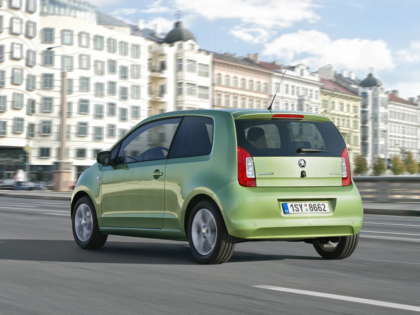 Skoda_Citigo_1_generation__Mini_3-doors__5.jpg
