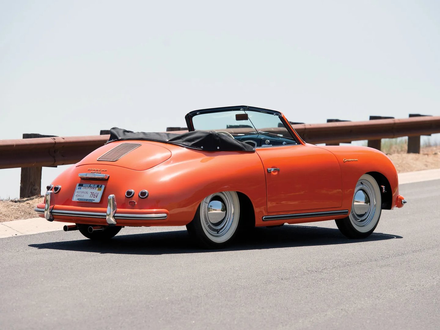 Porsche_356_1_generation__Cabrio__1.jpg