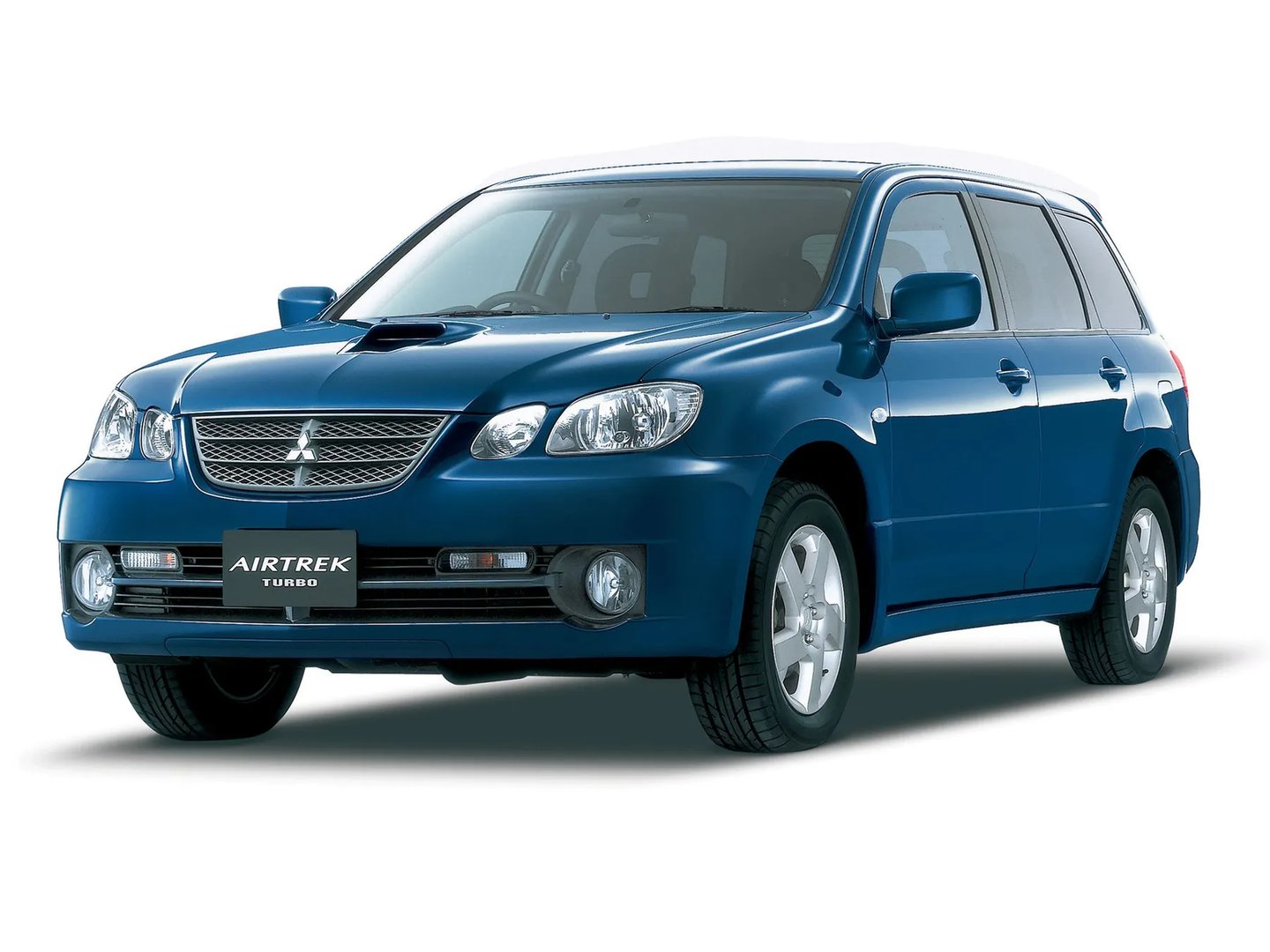 Mitsubishi_Airtrek_1_generation__SUV_5-doors__11.jpg