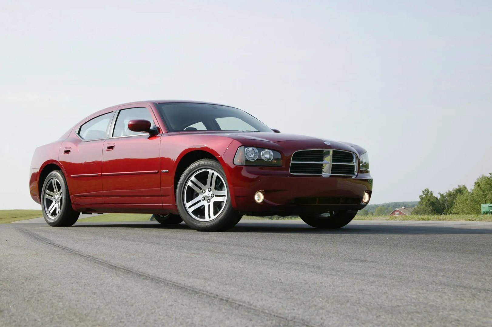 Dodge_Charger_5_generation__Sedan__2.jpg