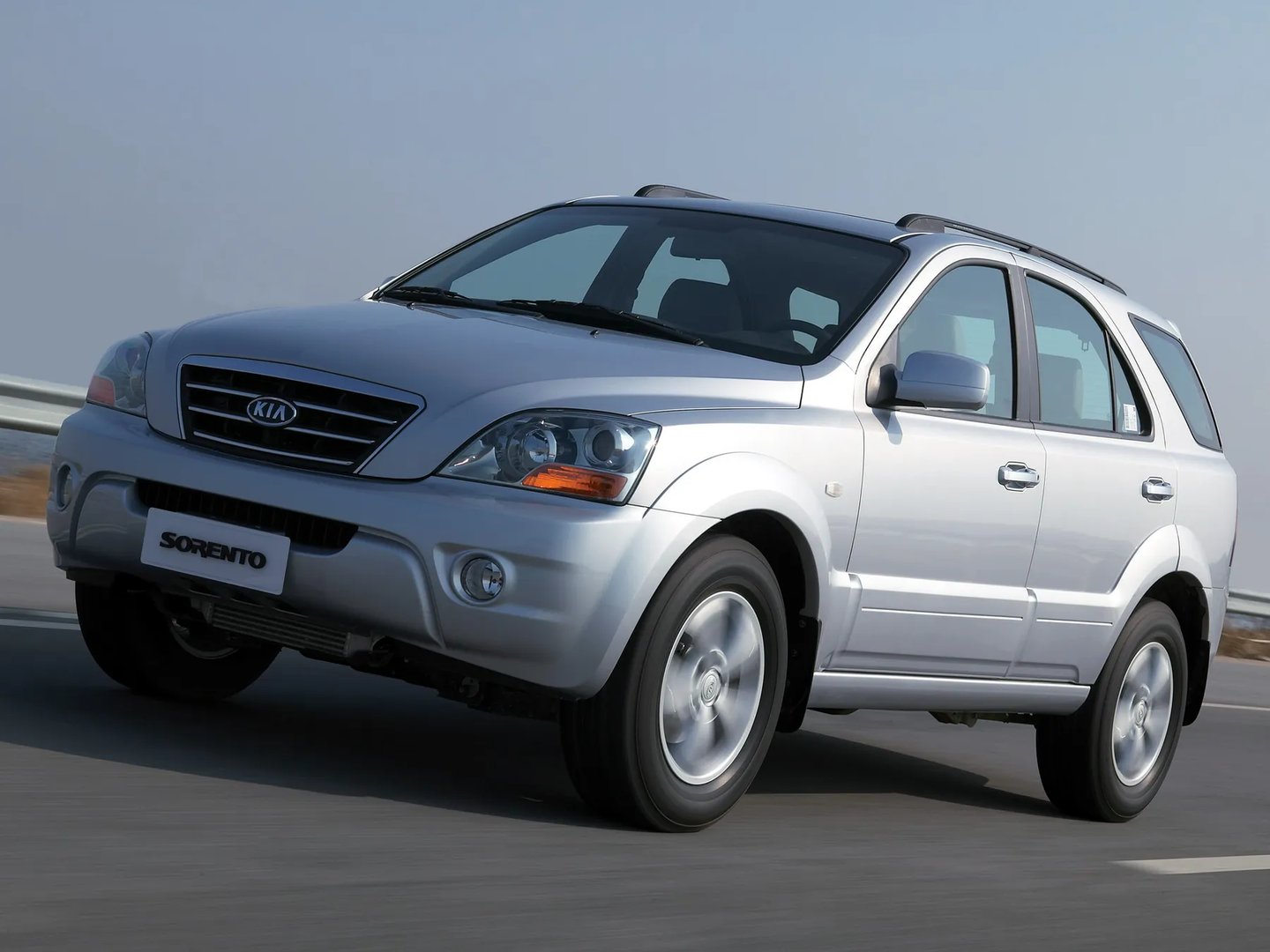 Kia_Sorento_1_generation_restyling__SUV_5-doors__13.jpg
