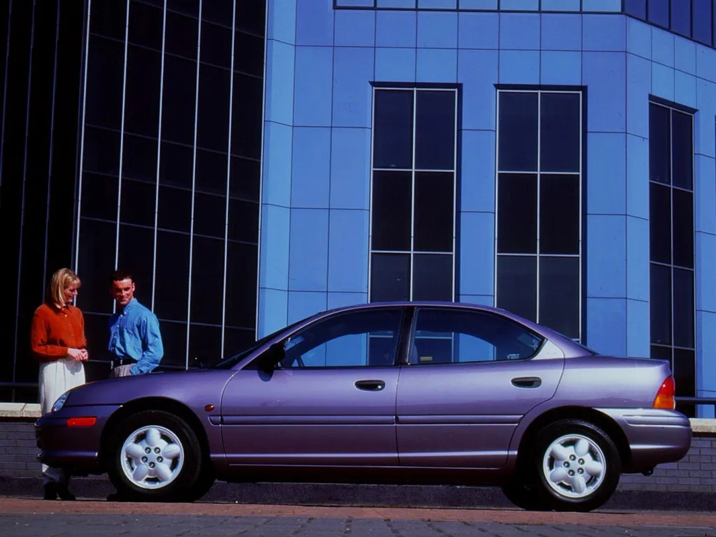 Chrysler_Neon_1_generation__Sedan__3.jpg