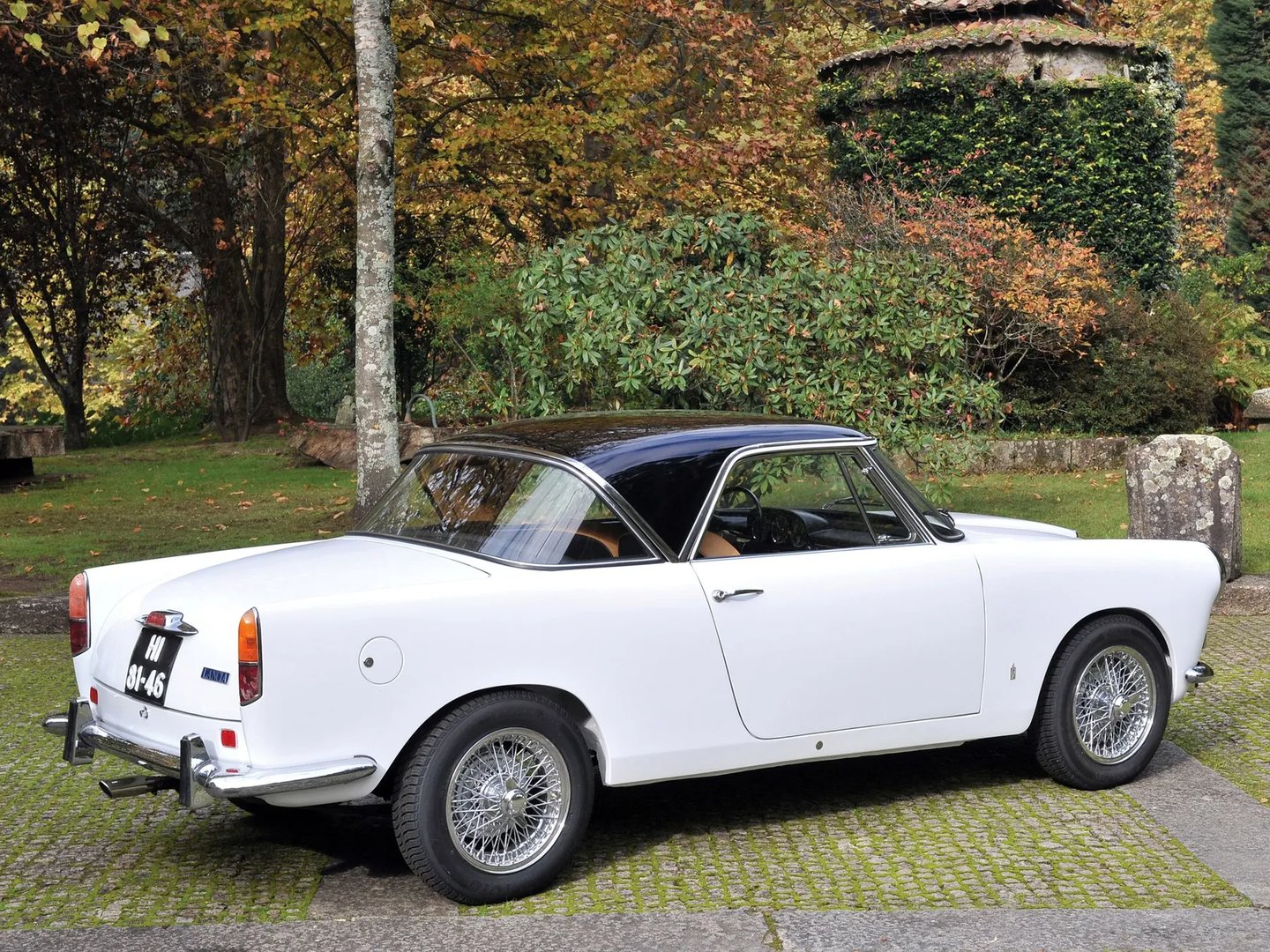 Lancia_Appia_1_generation__Coupe__3.jpg