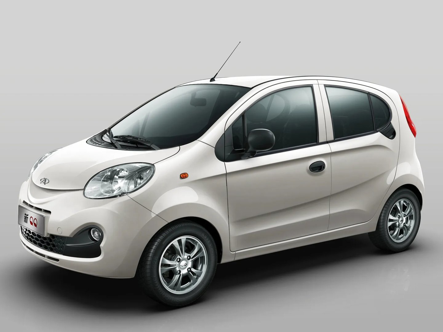 Chery_QQ_2_generation__Mini_5-doors__4.jpg