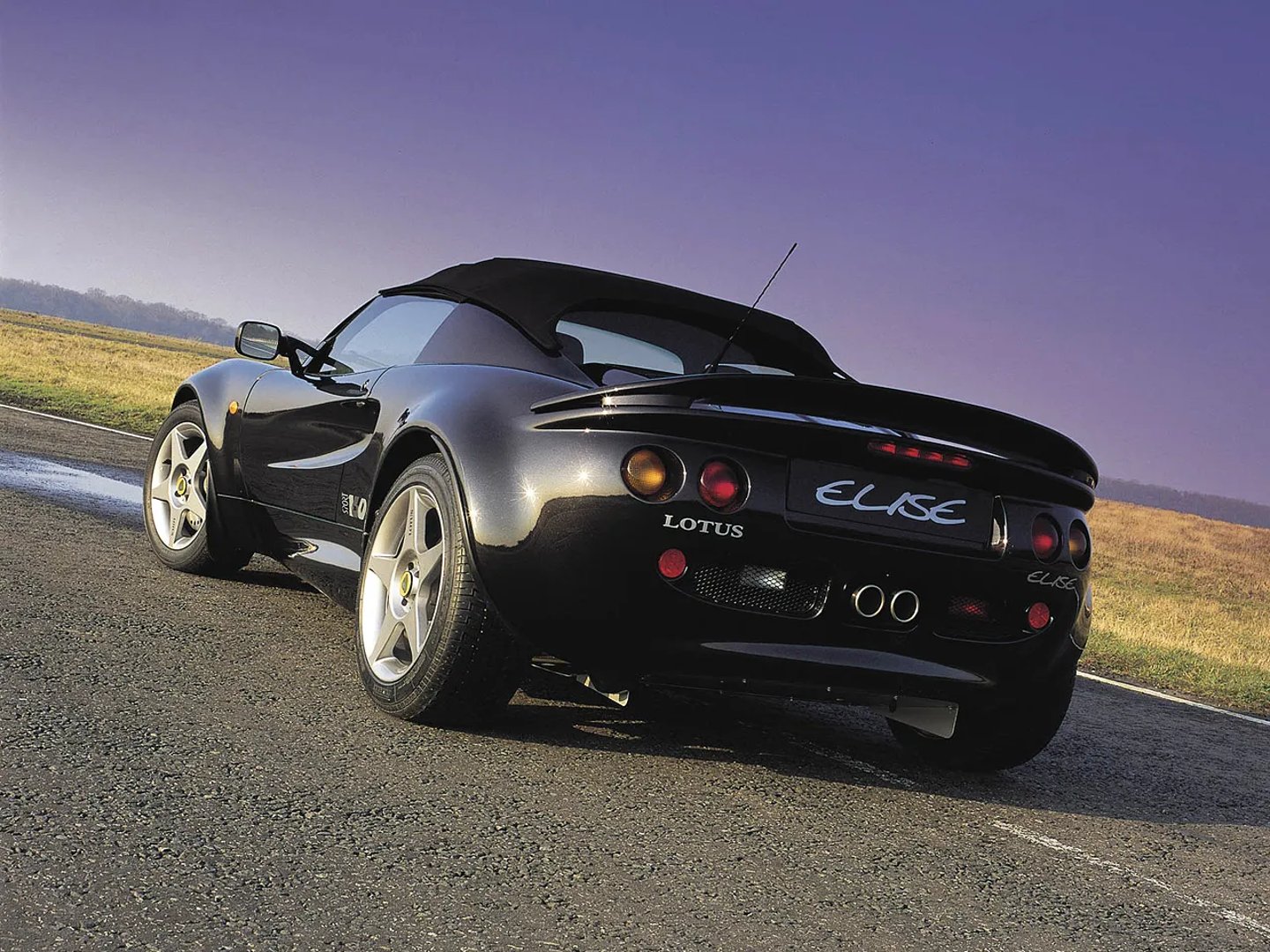 Lotus_Elise_1_generation__Roadster__11.jpg