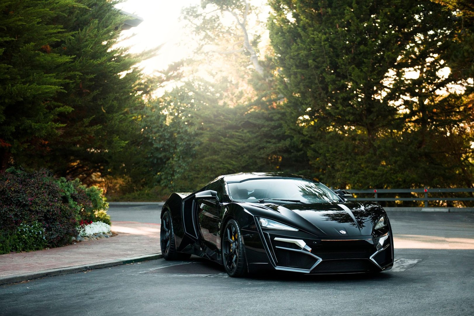 w-motors_Lykan_Hypersport_1_generation__Coupe__18.jpg
