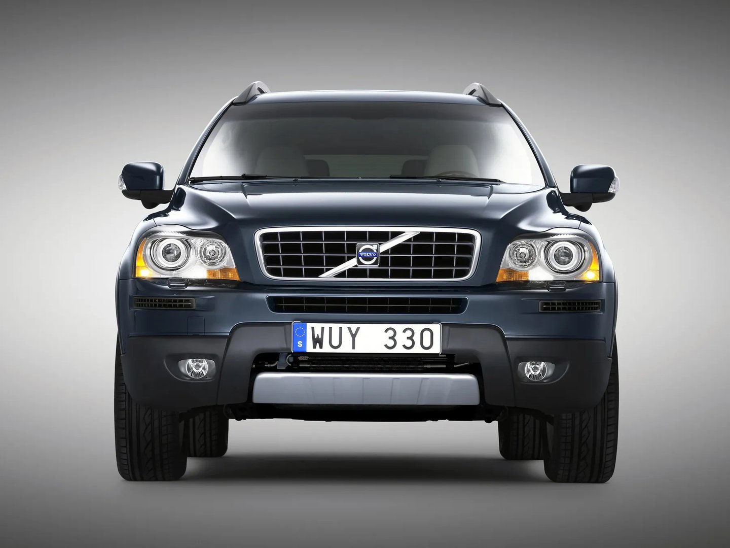 Volvo_XC90_1_generation_restyling__SUV_5-doors__1.jpg