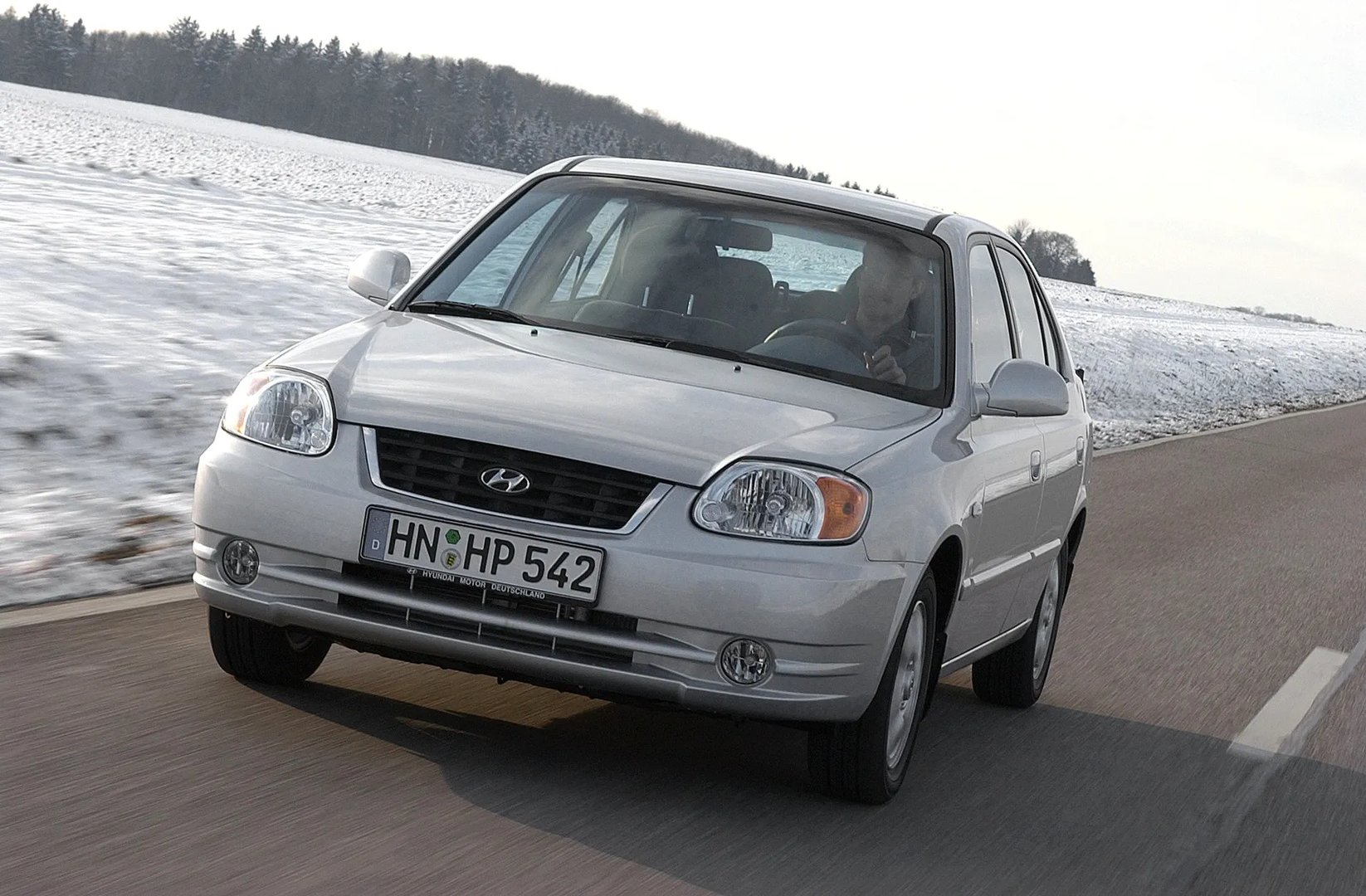 Hyundai_Accent_2_generation_restyling__Hatchback_5-door__7.jpg
