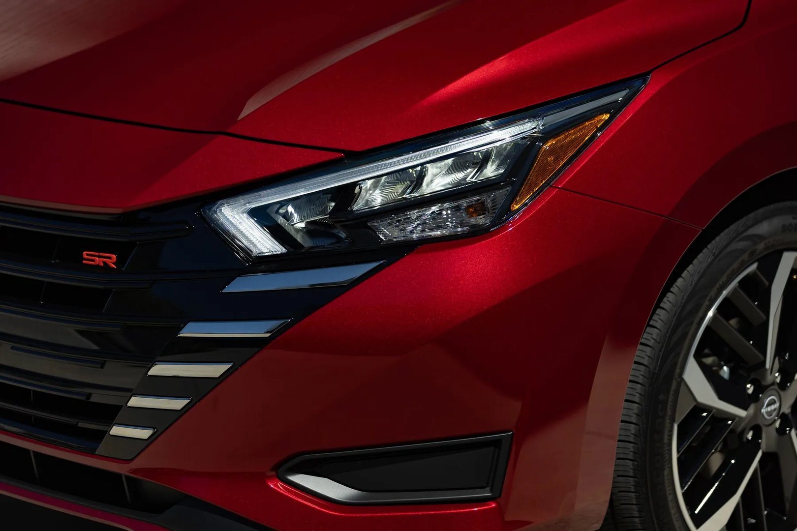 Nissan_Versa_3_generation_restyling__Sedan__10.jpg