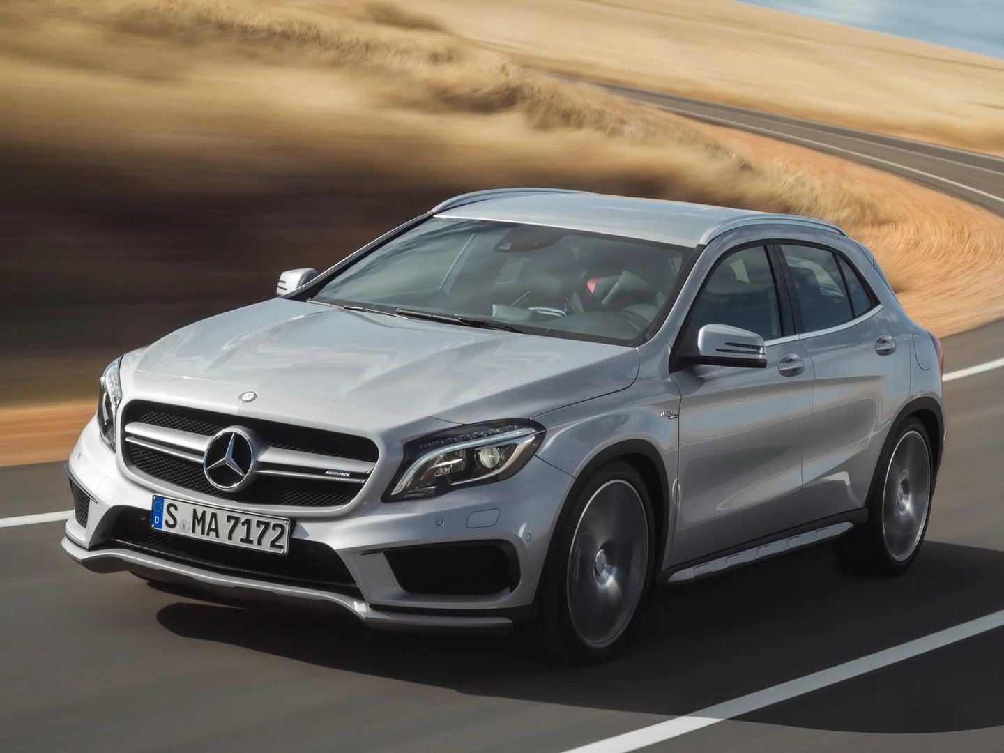Mercedes_GLA_AMG_1_generation__SUV_5-doors__13.jpg