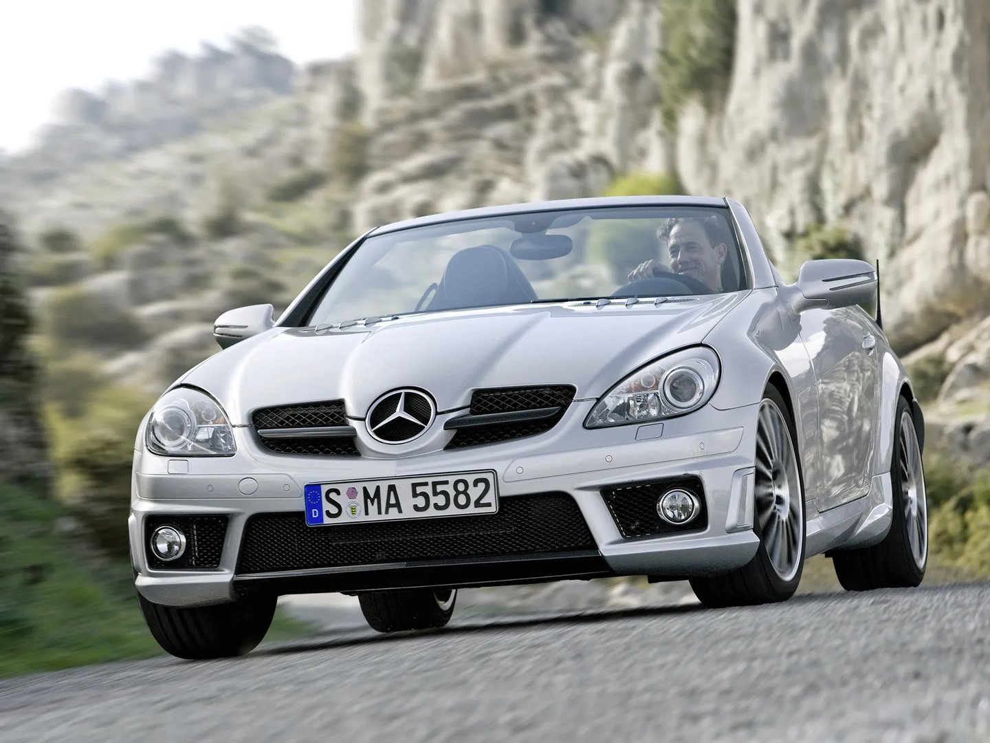 R171  Roadster