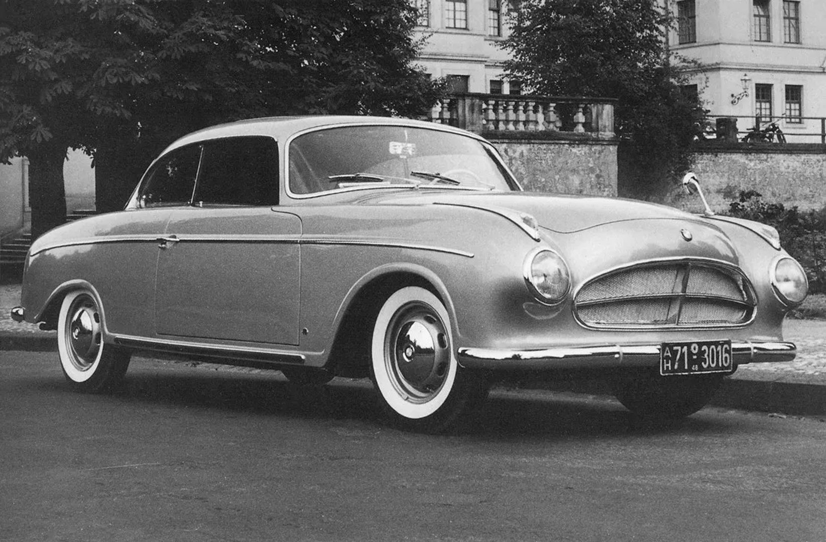 BMW 502 1 generation  Coupe