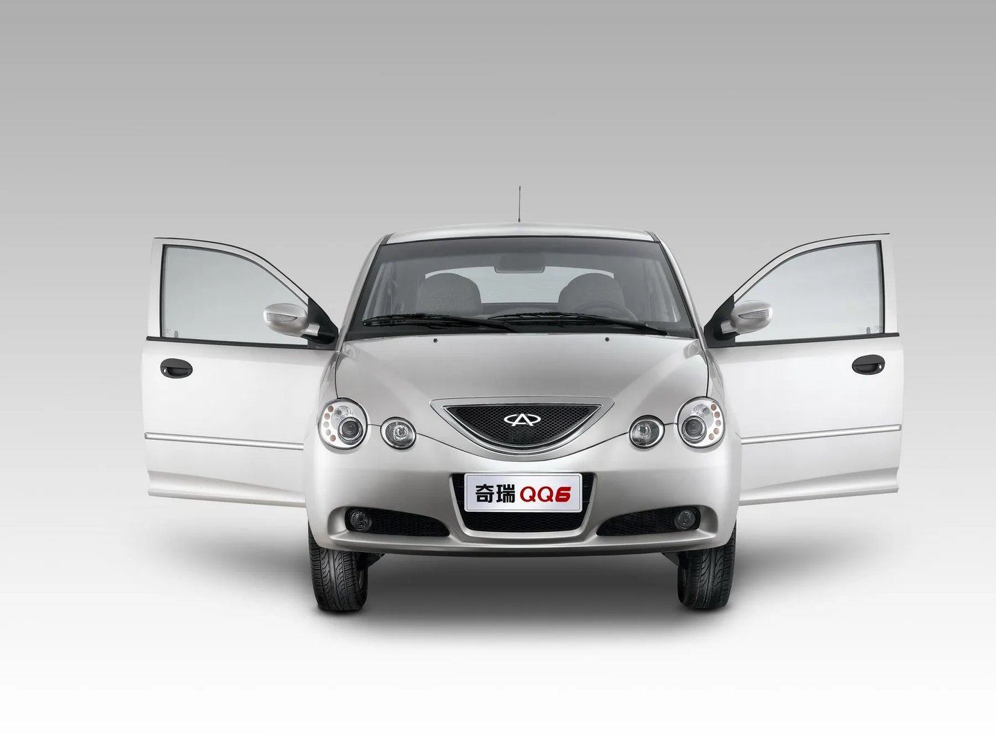 Chery_QQ6_(S21)_1_generation__Liftback__2.jpg