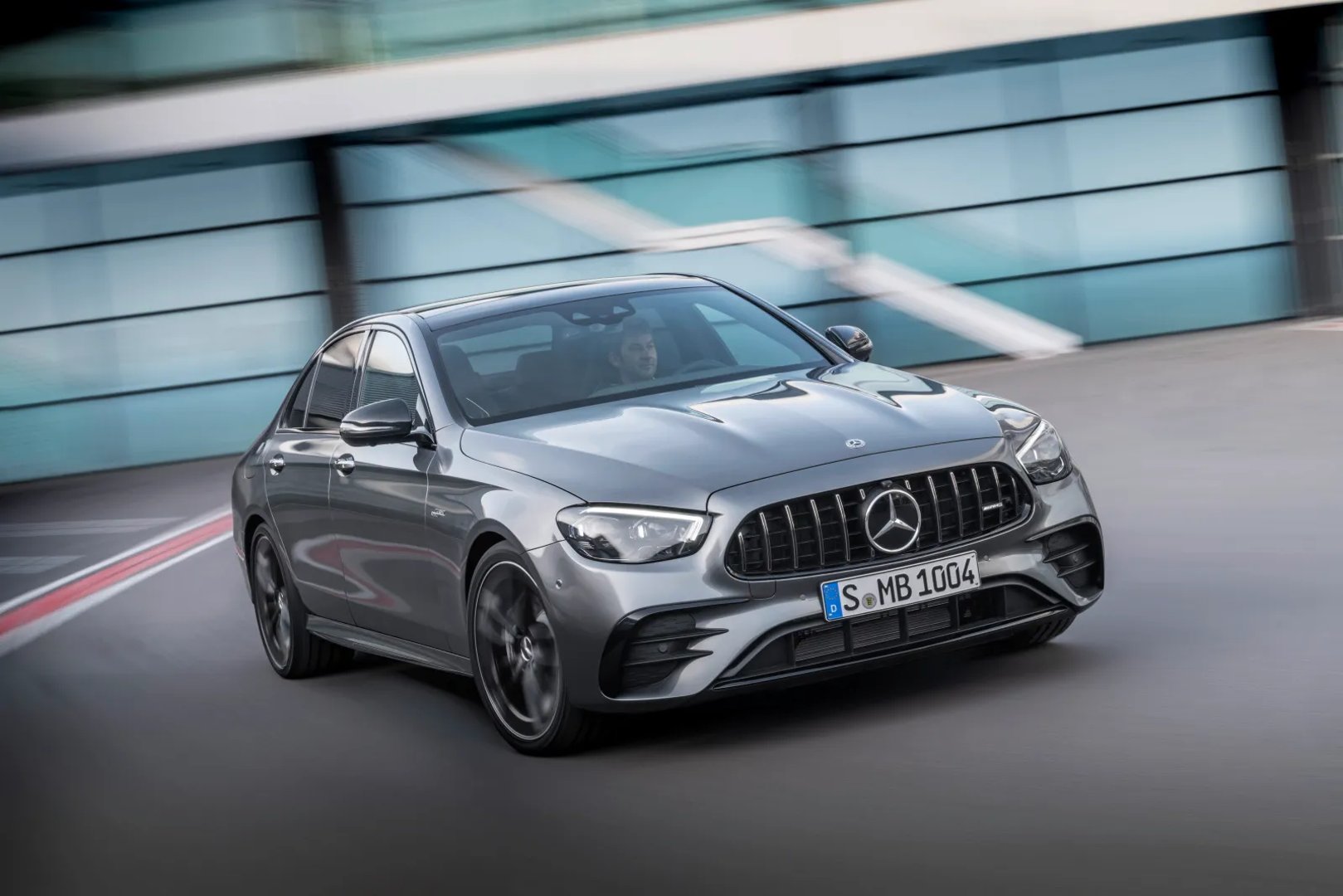 Mercedes_E-Class_AMG_5_generation_restyling__Sedan__8.jpg