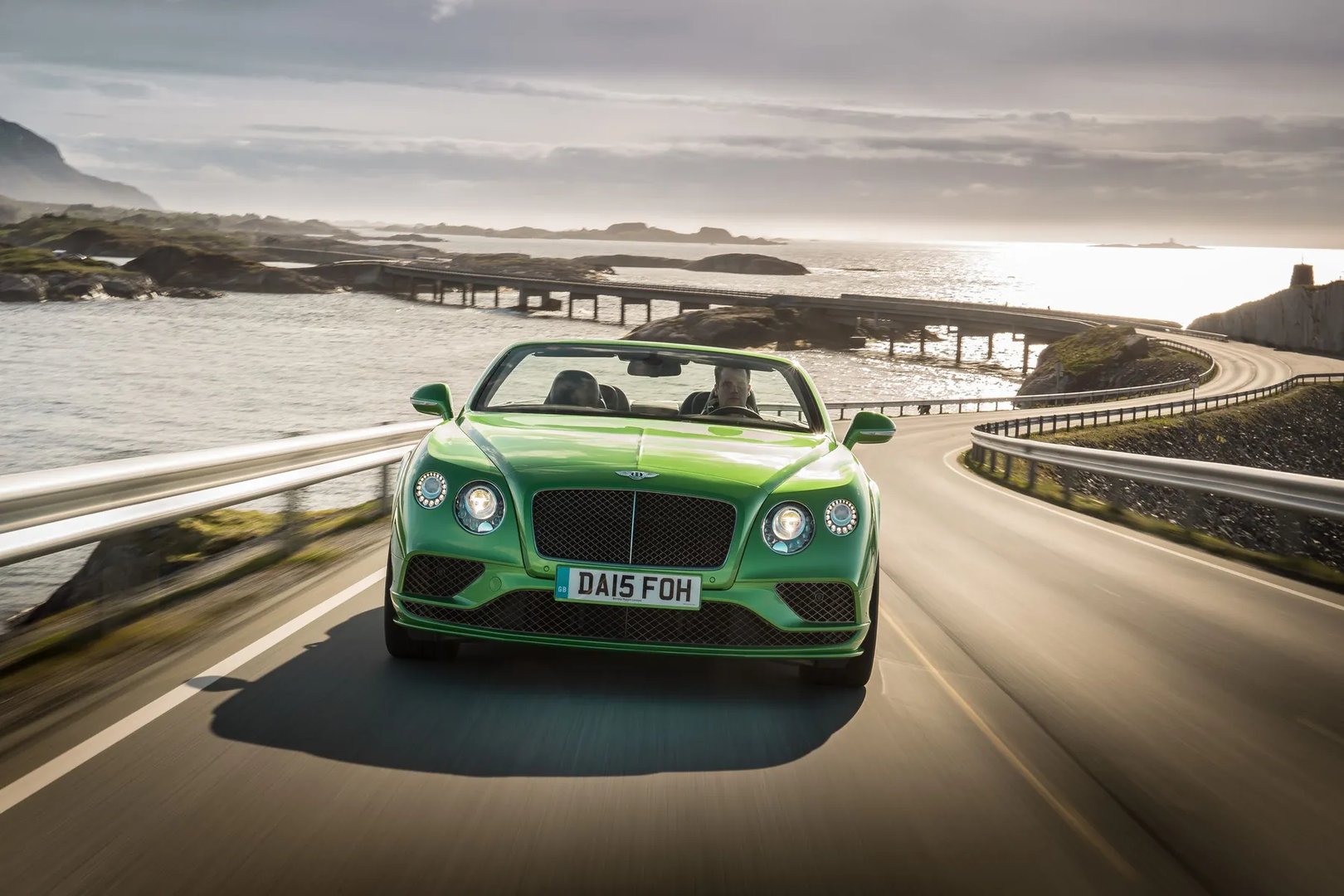Bentley_Continental_GT_2_generation_restyling__Cabrio__4.jpg