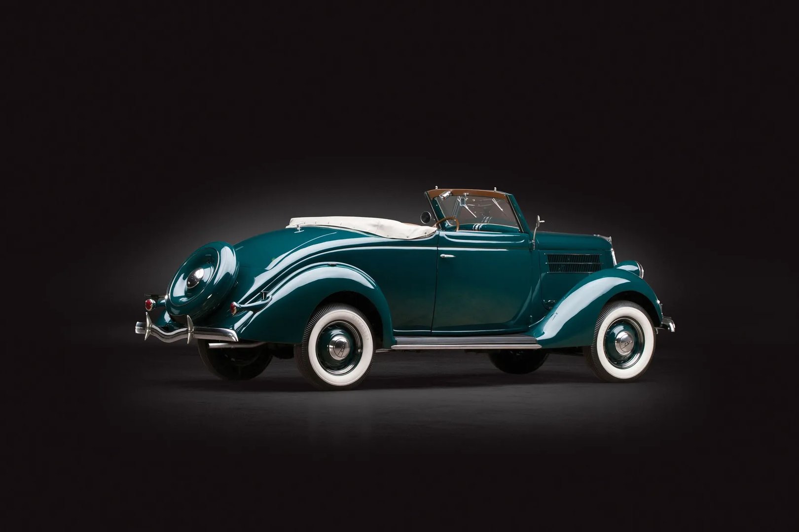 Ford_V8_2_generation__Cabrio__11.jpg