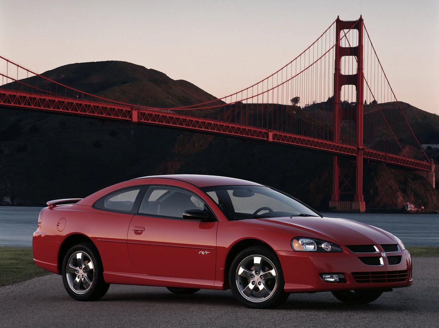 Dodge_Stratus_2_generation_restyling__Coupe__1.jpg