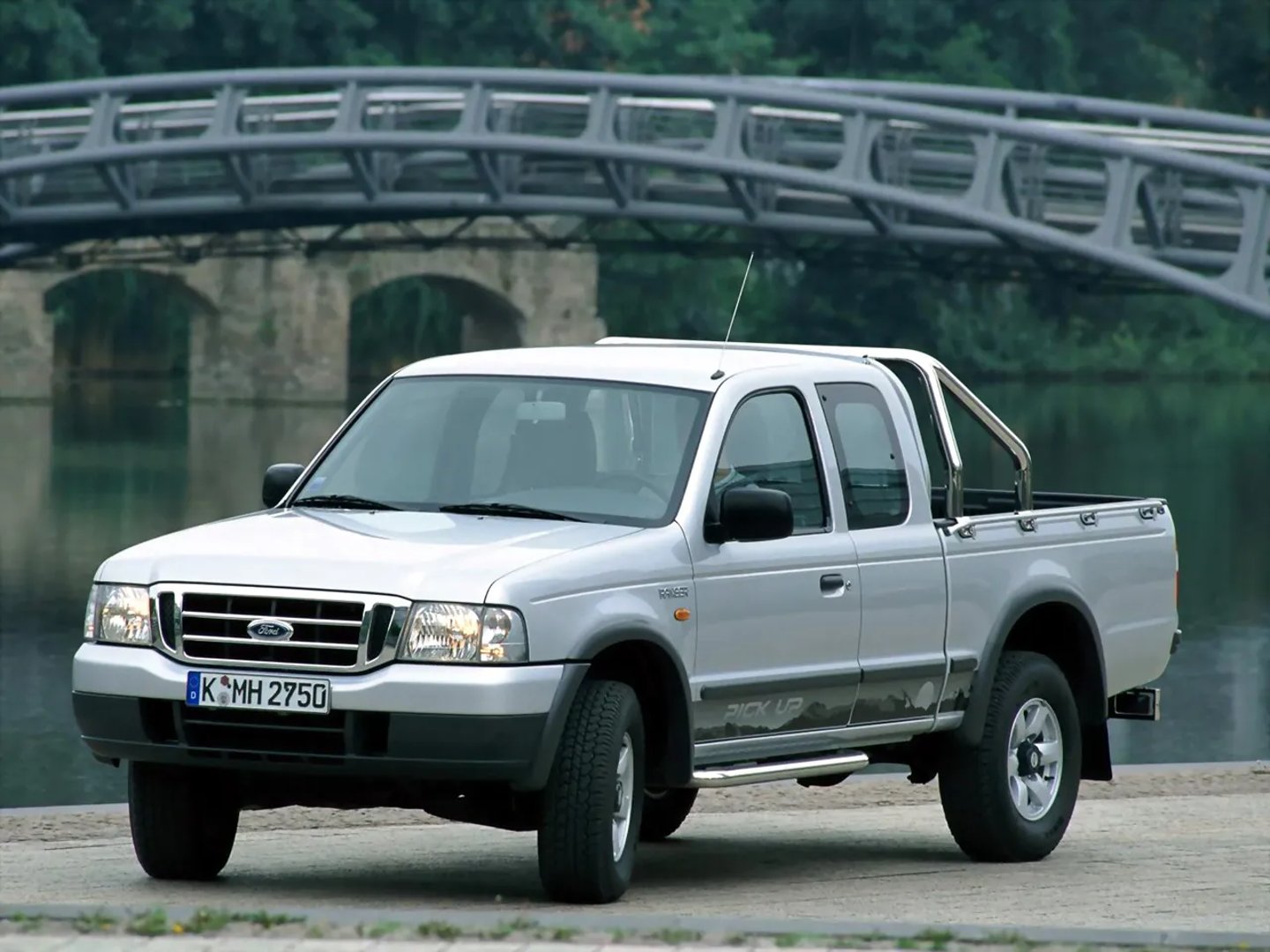 —  Pickup 1.5-cab