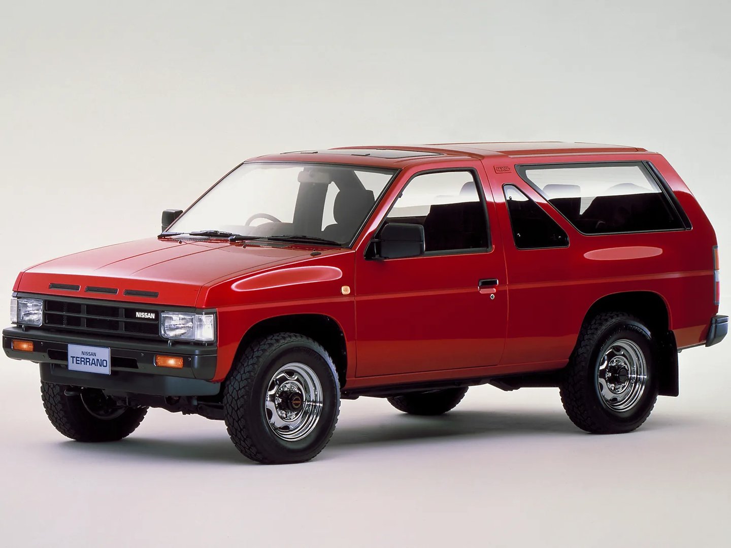 Nissan_Terrano_1_generation__SUV_3-doors__4.jpg