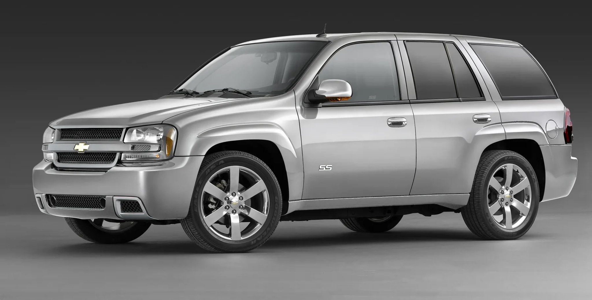 Chevrolet_TrailBlazer_1_generation_restyling__SUV_5-doors__10.jpg