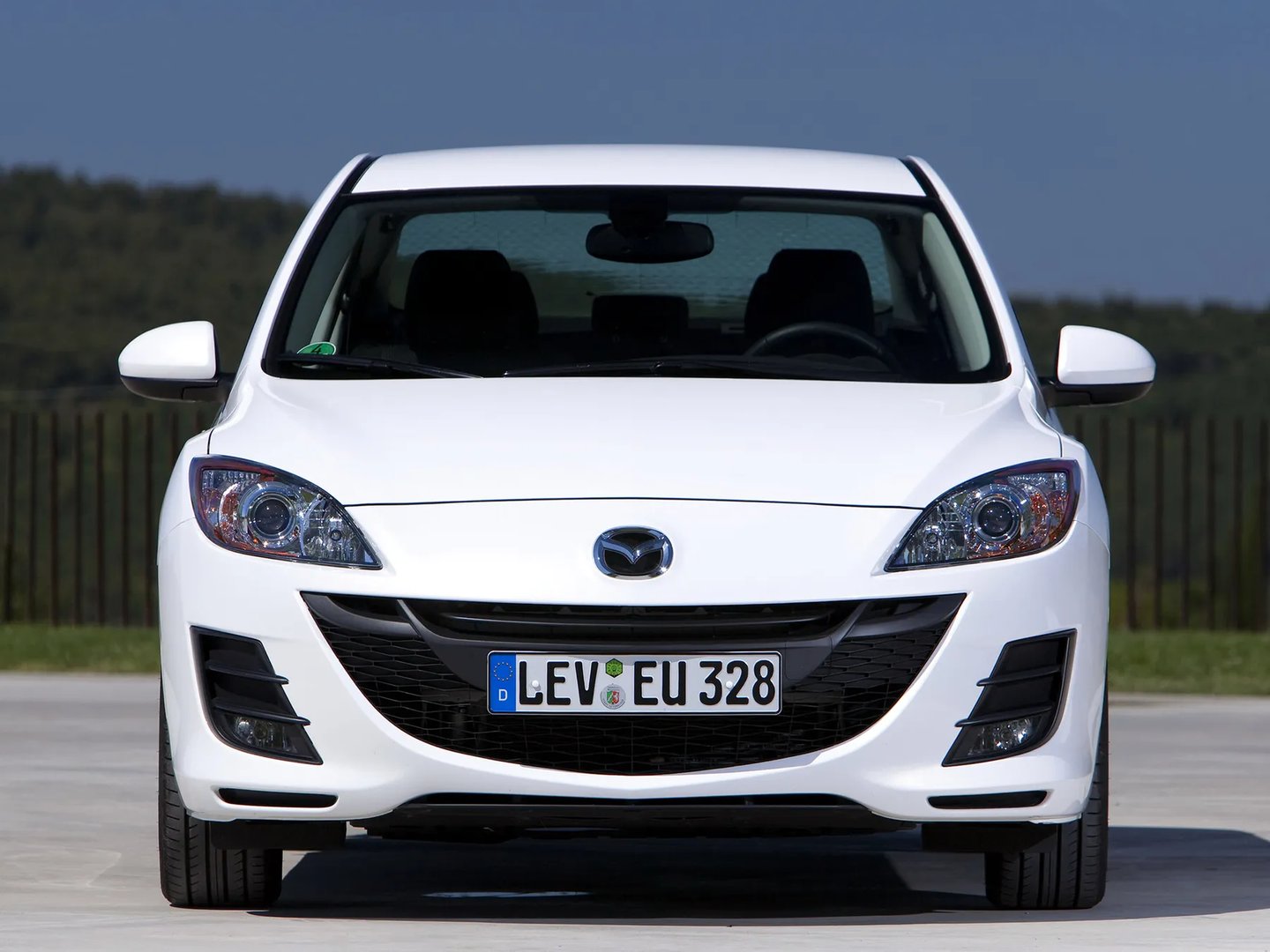 Mazda_3_2_generation__Sedan__8.jpg