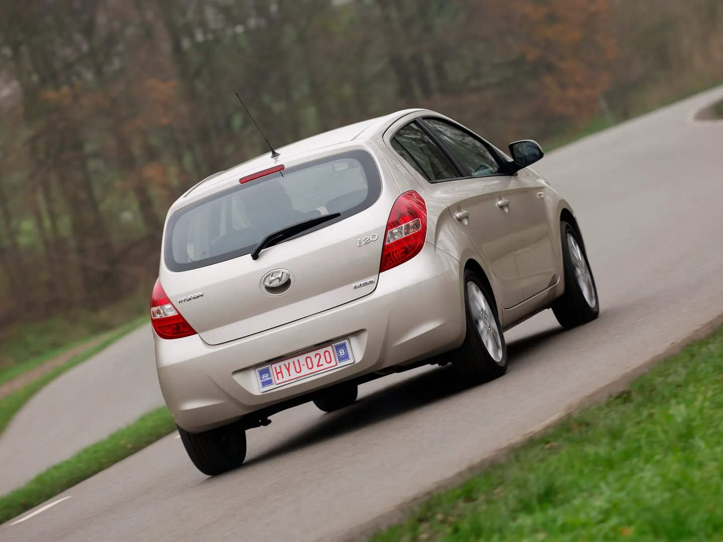Hyundai_i20_1_generation__Mini_5-doors__8.jpg