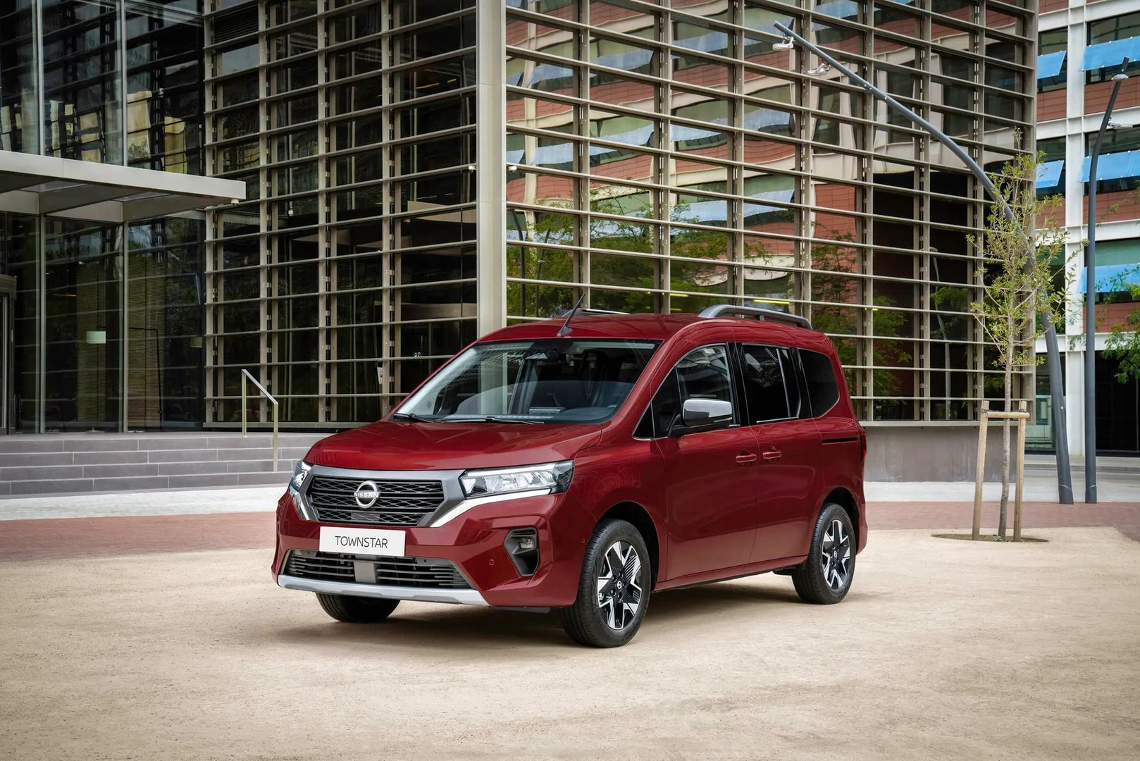 Nissan Townstar 1 generation  Compact Van