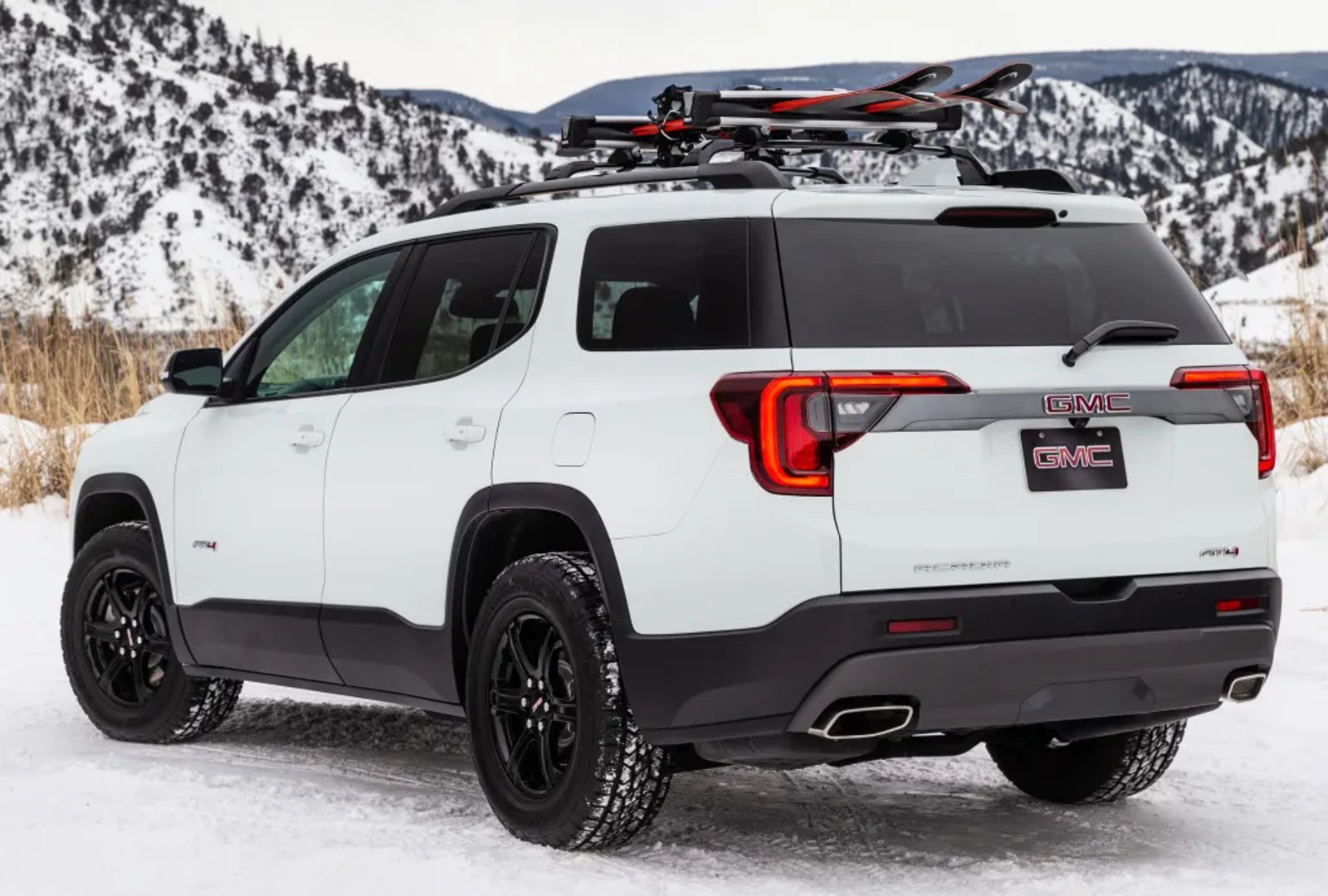 GMC_Acadia_2_generation_restyling__SUV_5-doors__10.jpg