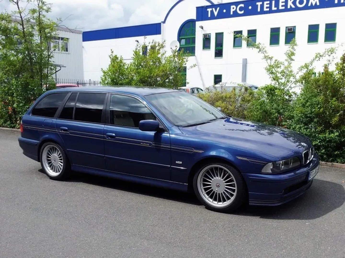 Alpina_D10_1_generation__Estate_5-door__1.jpg