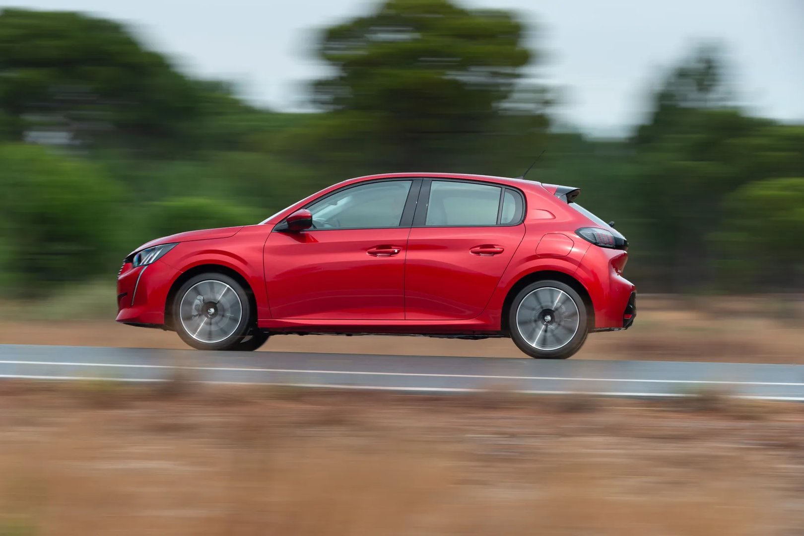 Peugeot_208_2_generation__Mini_5-doors__11.jpg