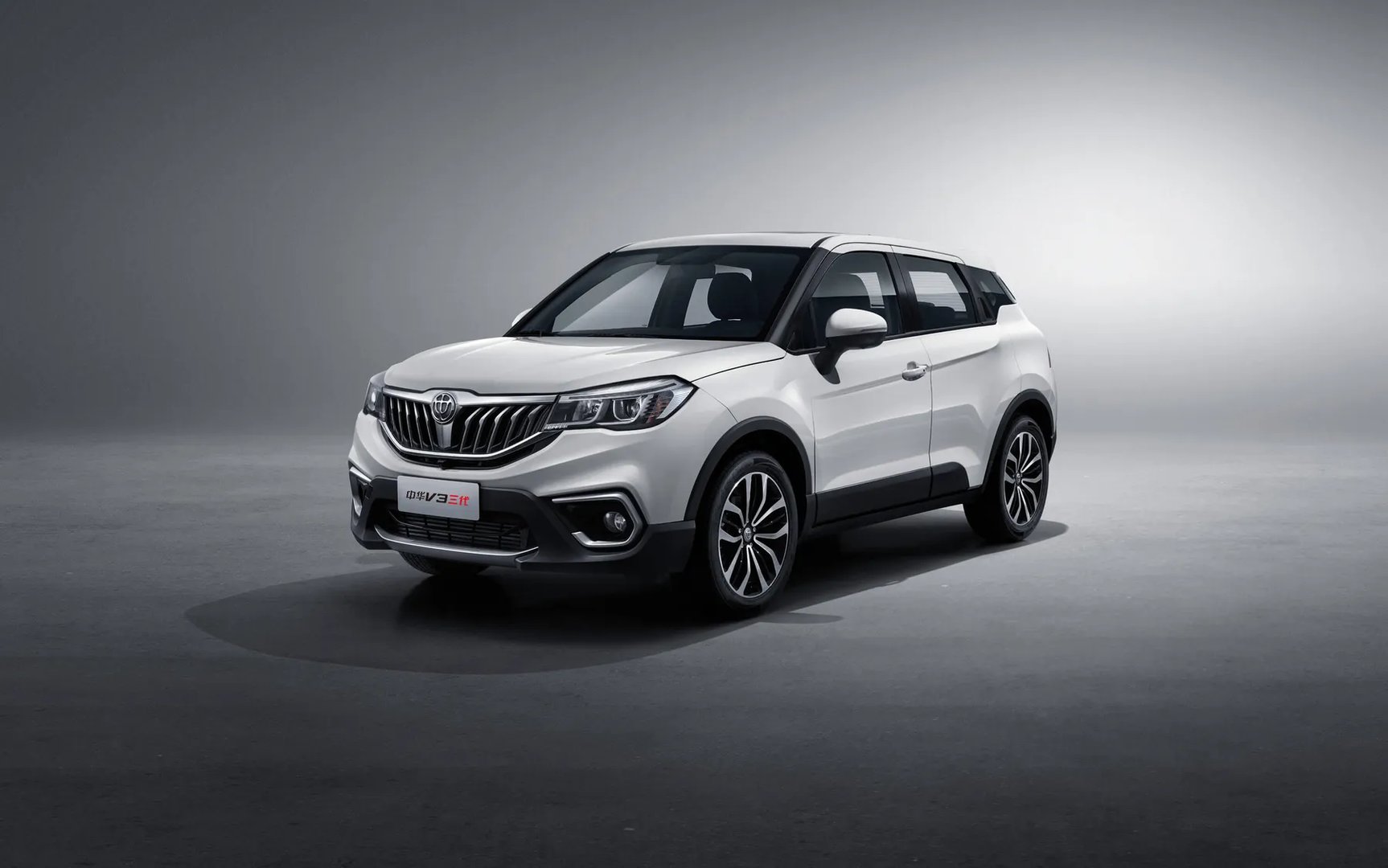Brilliance_V3_1_generation_restyling__SUV_5-doors__1.jpg