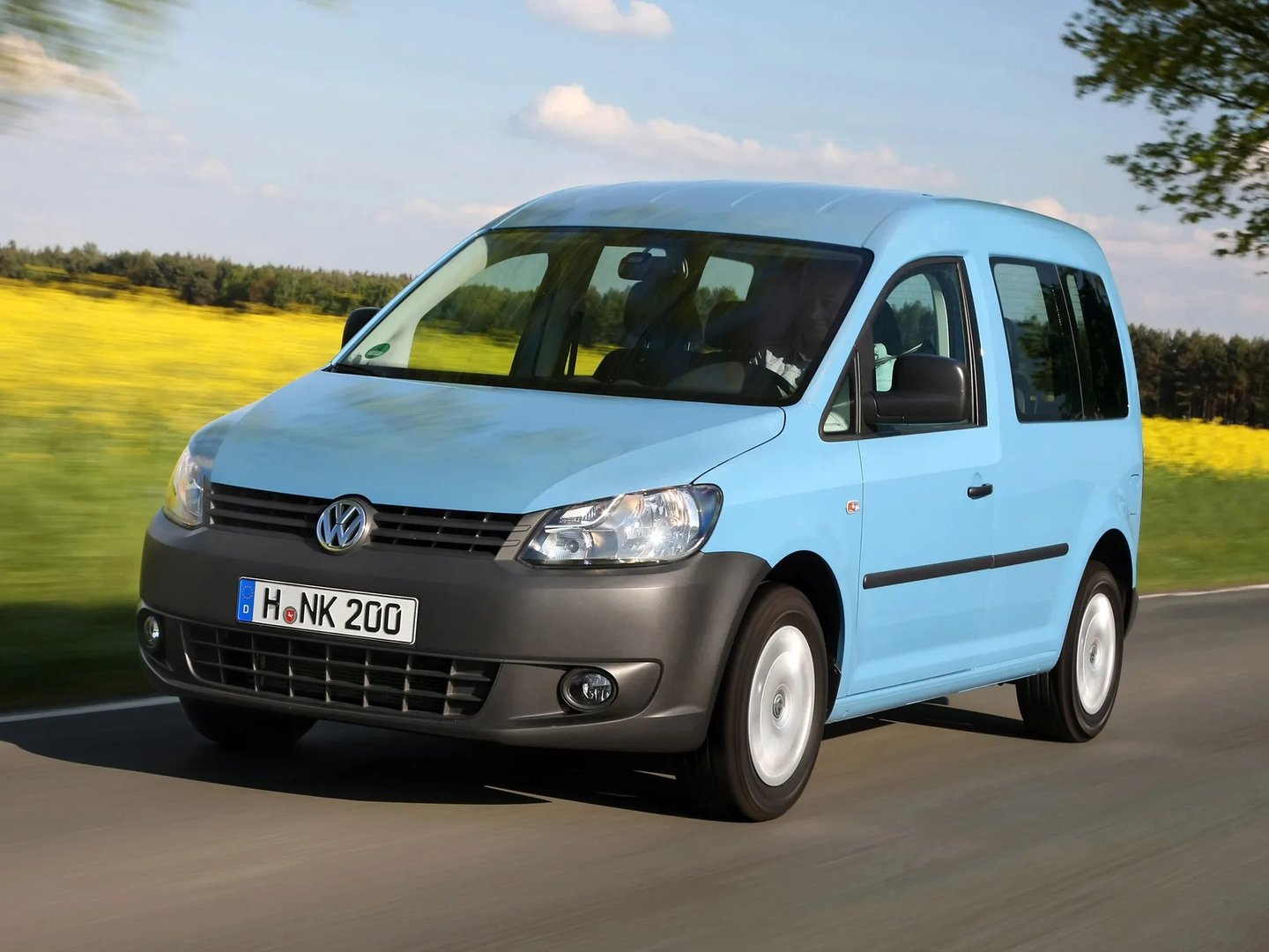 Volkswagen_Caddy_3_generation_restyling__Compact_Van__6.jpg