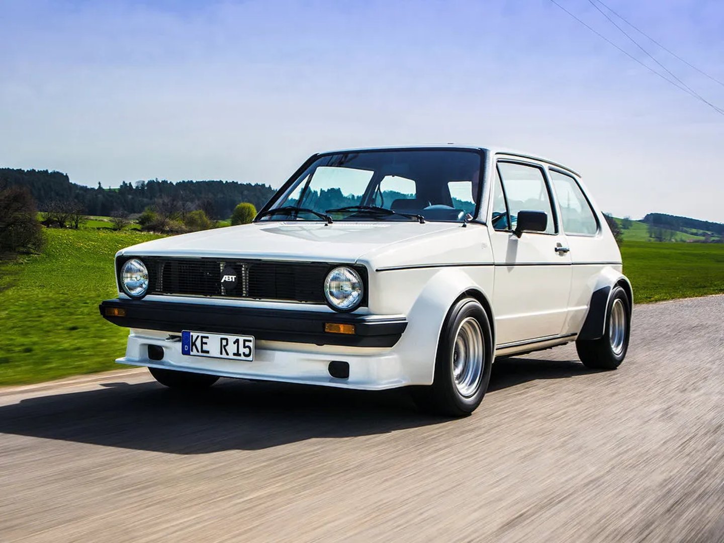 —  Hatchback 3-door