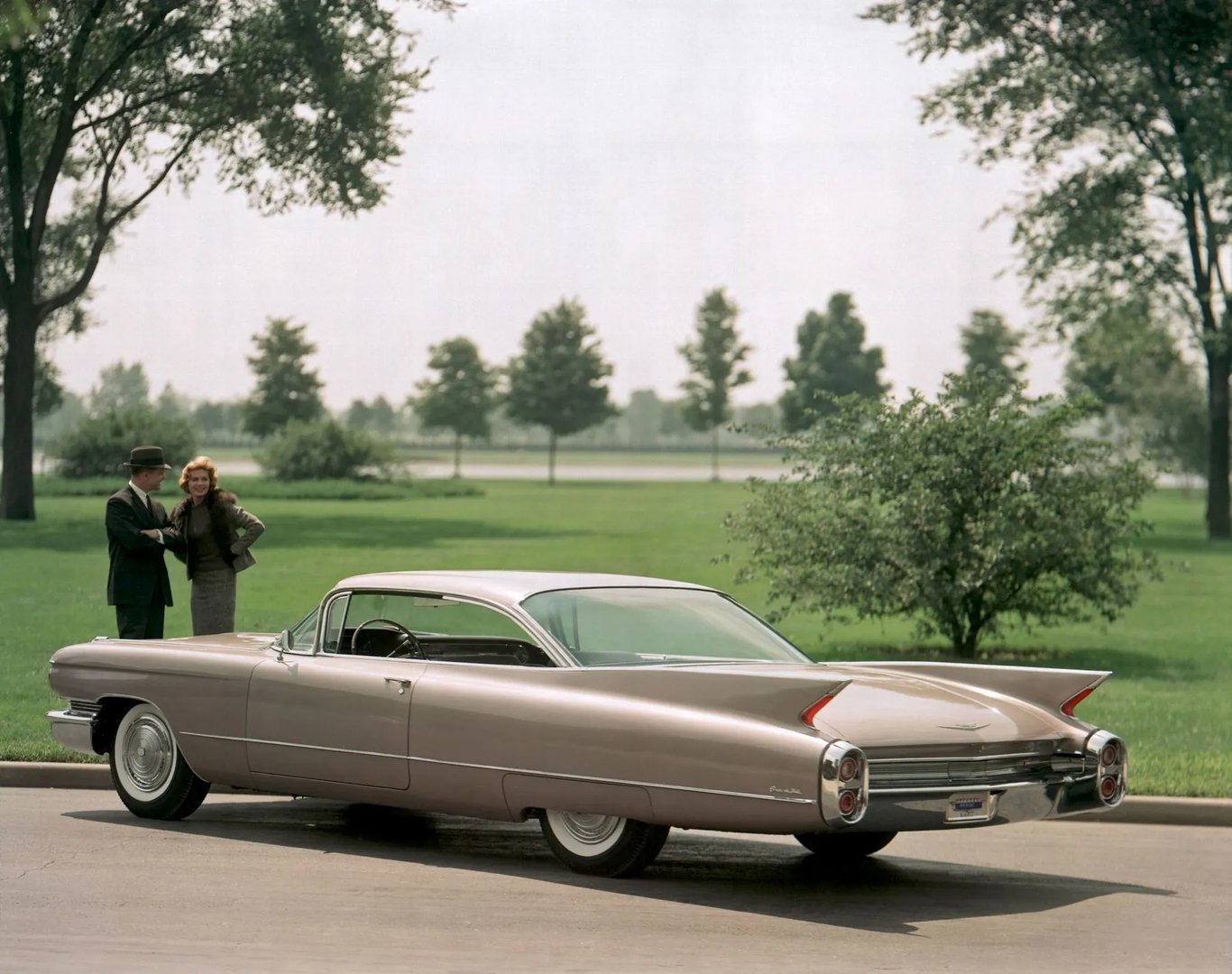 Cadillac_DeVille_1_generation__Coupe_Hardtop__7.jpg