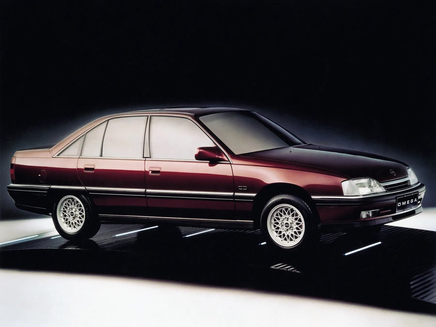 Chevrolet Omega 1 generation  Sedan