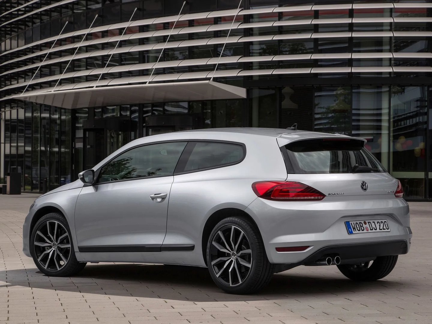 Volkswagen_Scirocco_3_generation_restyling__Hatchback_3-door__7.jpg