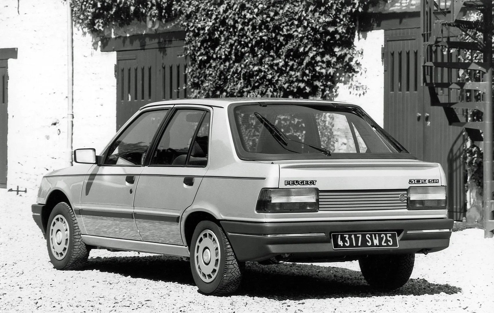 Peugeot_309_1_generation__Mini_5-doors__8.jpg