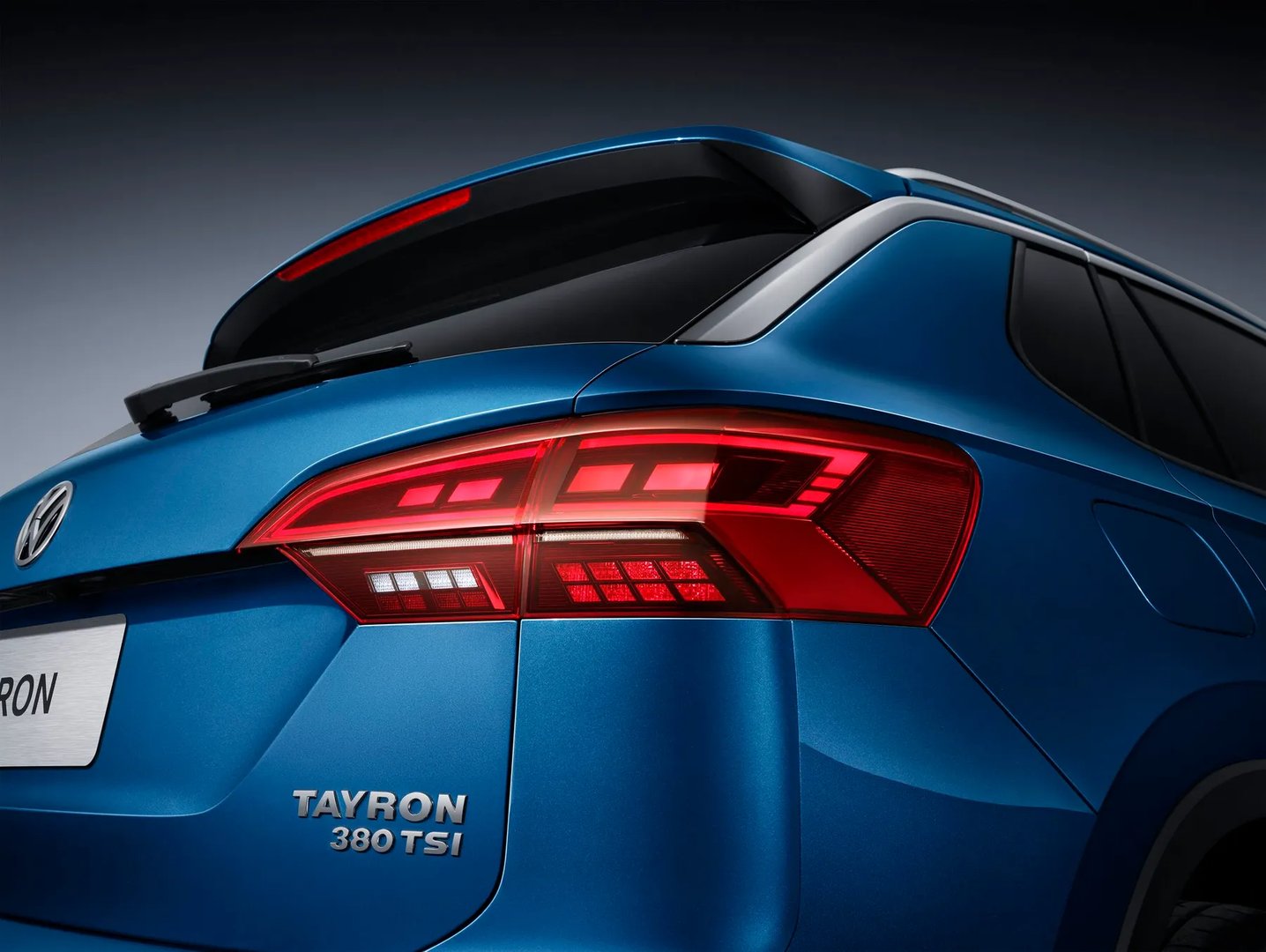 Volkswagen_Tayron_1_generation__SUV_5-doors__10.jpg