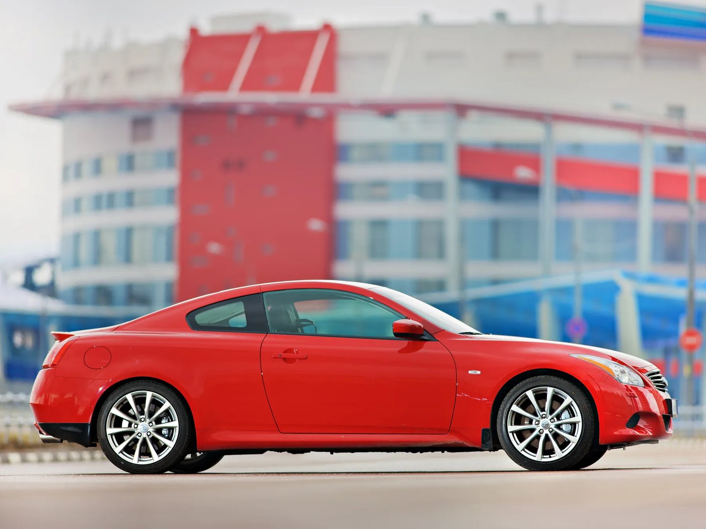 Infiniti_G_4_generation__Coupe__2.jpg