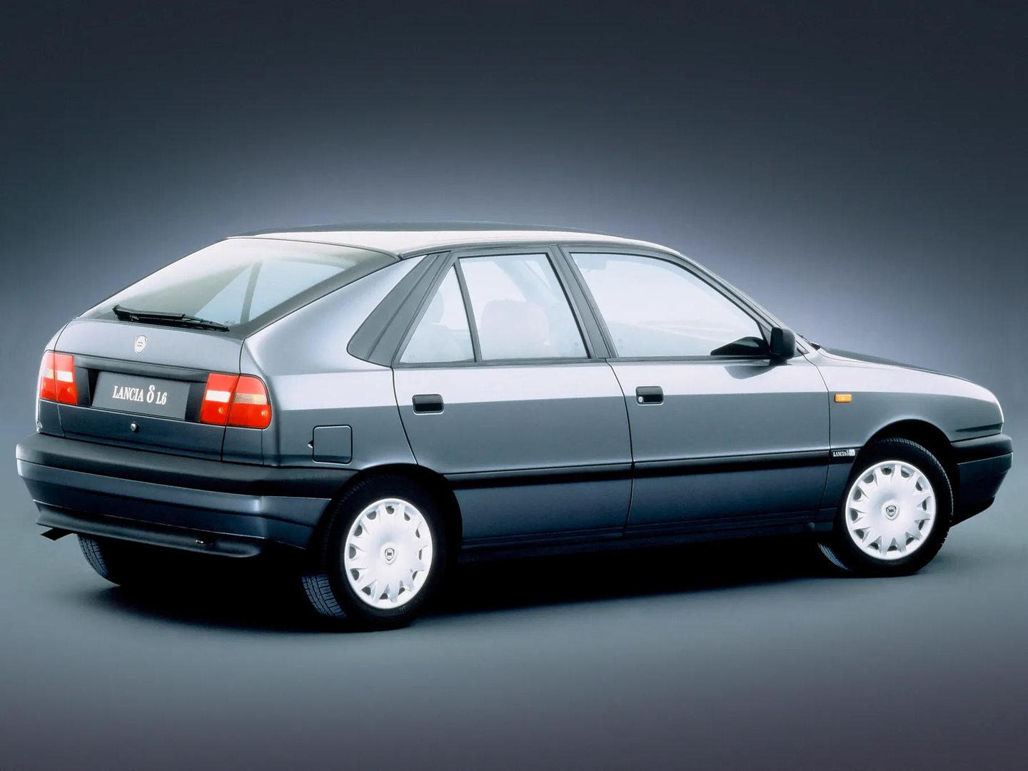Lancia_Delta_2_generation__Mini_5-doors__10.jpg