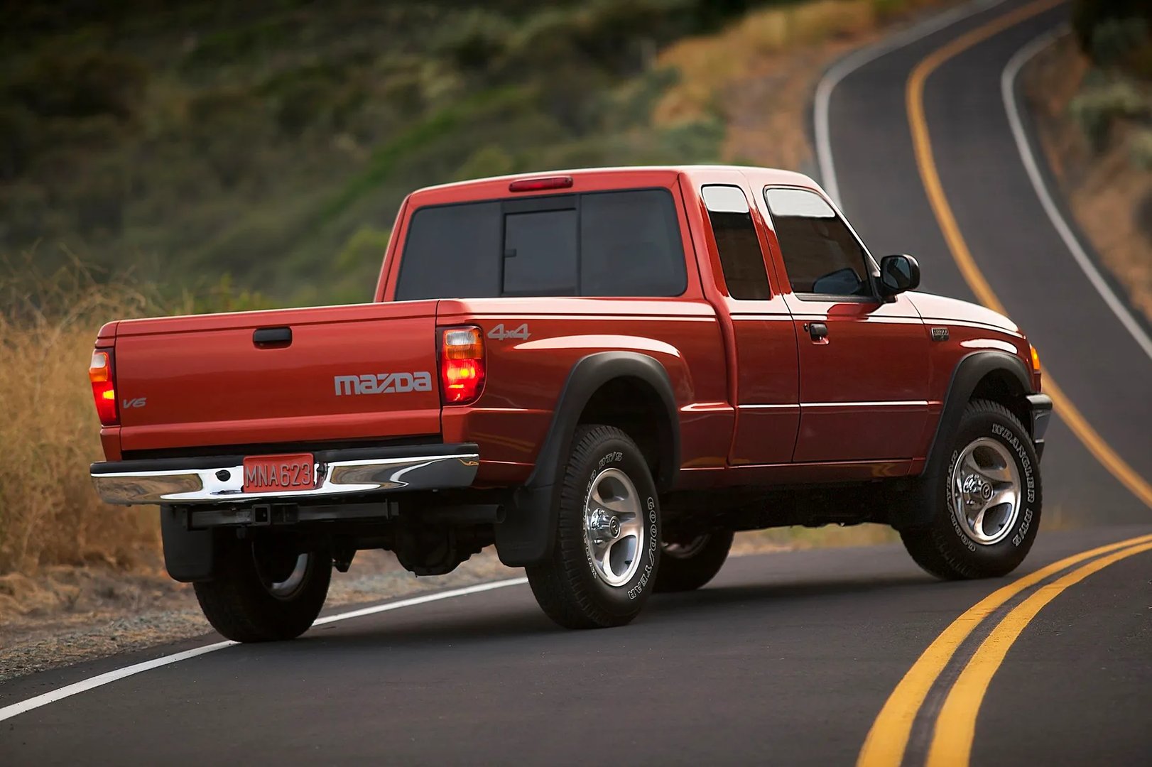 Mazda_B-series_5_generation__Pickup_1.5-cab__8.jpg