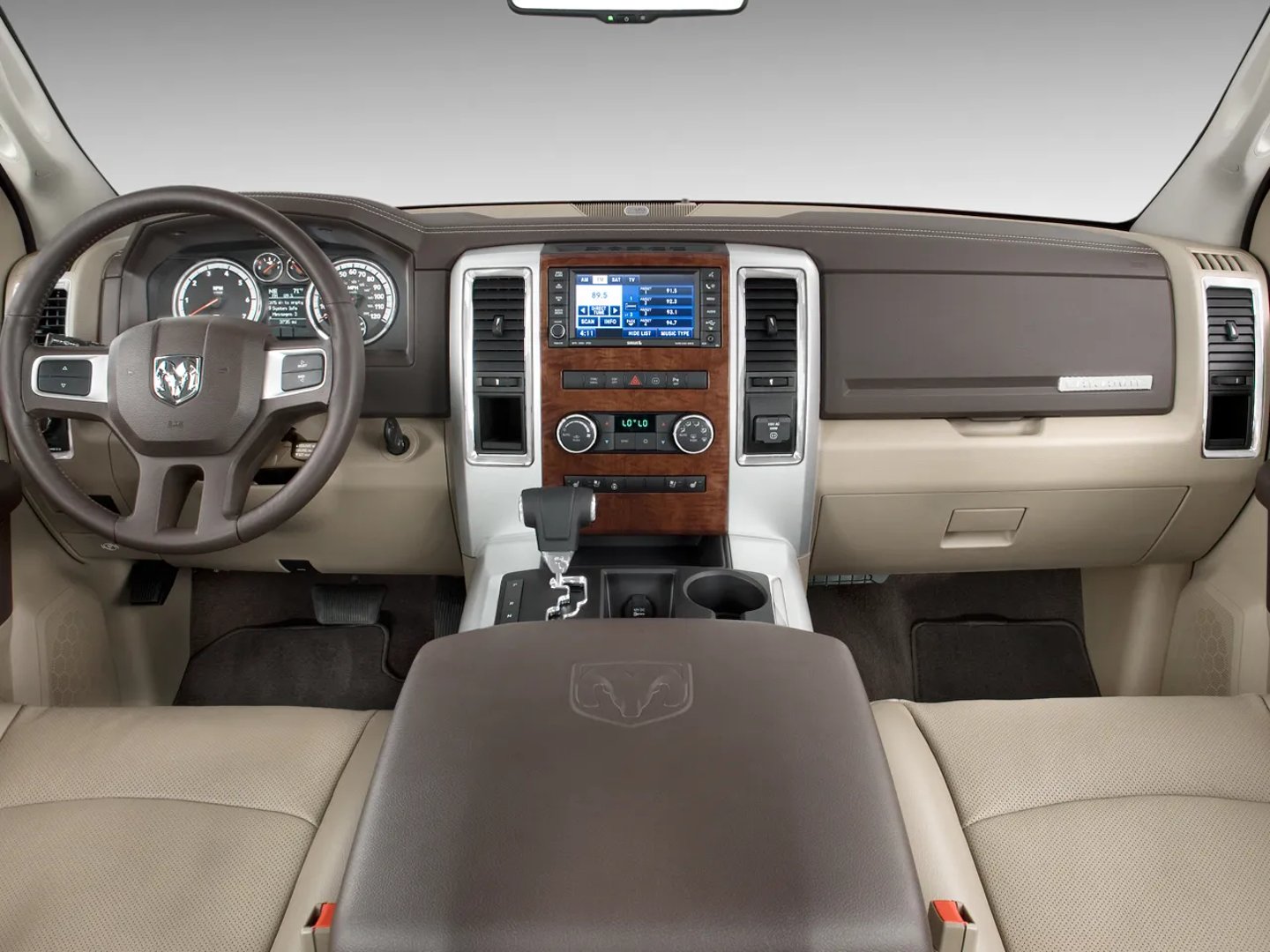 Dodge_RAM_4_generation__Pickup_single-cab__4.jpg