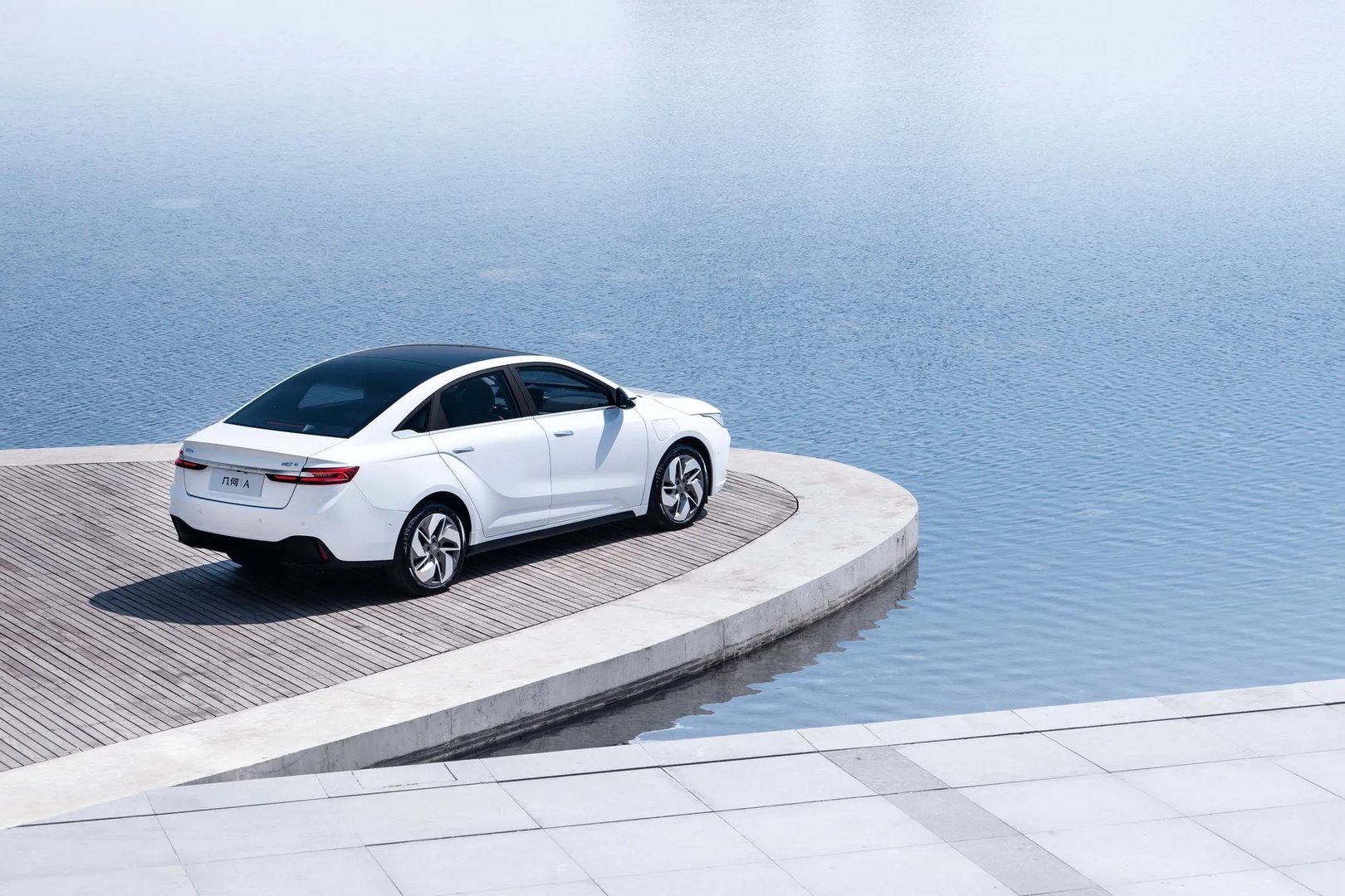 geometry_A_1_generation__Sedan__10.jpg