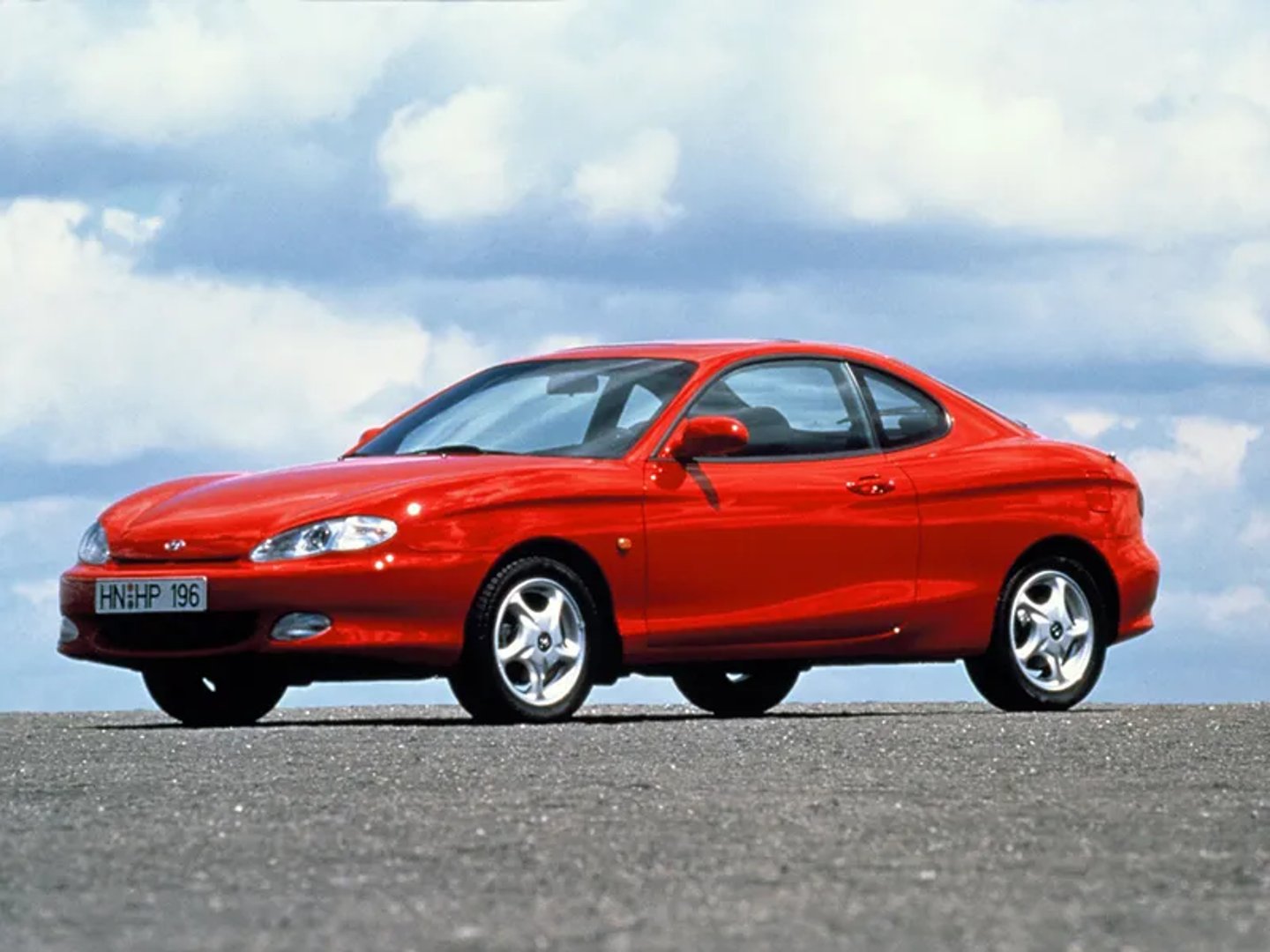 Hyundai_Coupe_1_generation__Coupe__main.jpg