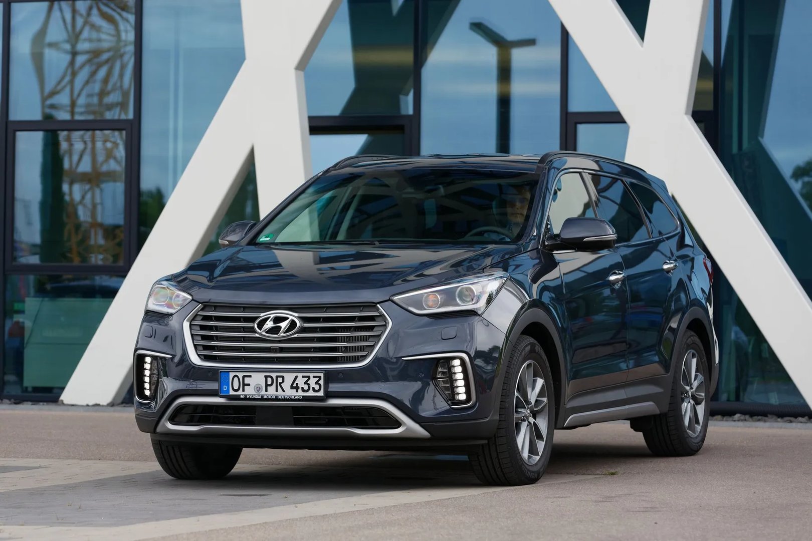 1 generation, restyling 