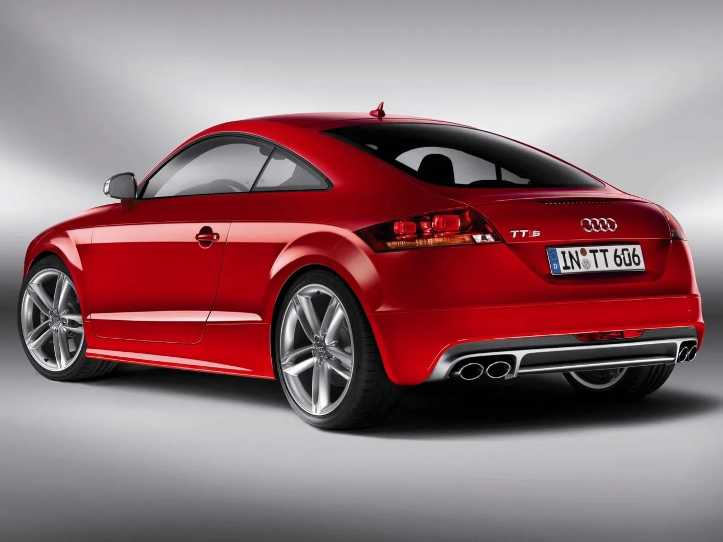 Audi_TTS_2_generation__Coupe__2.jpg