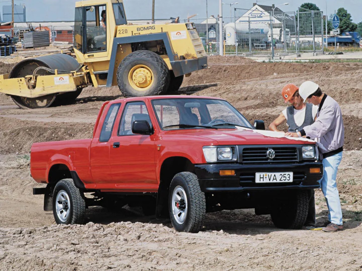 Volkswagen_Taro_1_generation__Pickup_1.5-cab__3.jpg